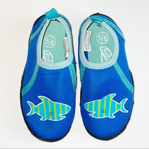 Swimways Water Shoes Toddler Boys Size 5 / 6 - Picture 1 of 3